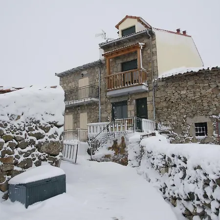펜션 La Libelula De Gredos